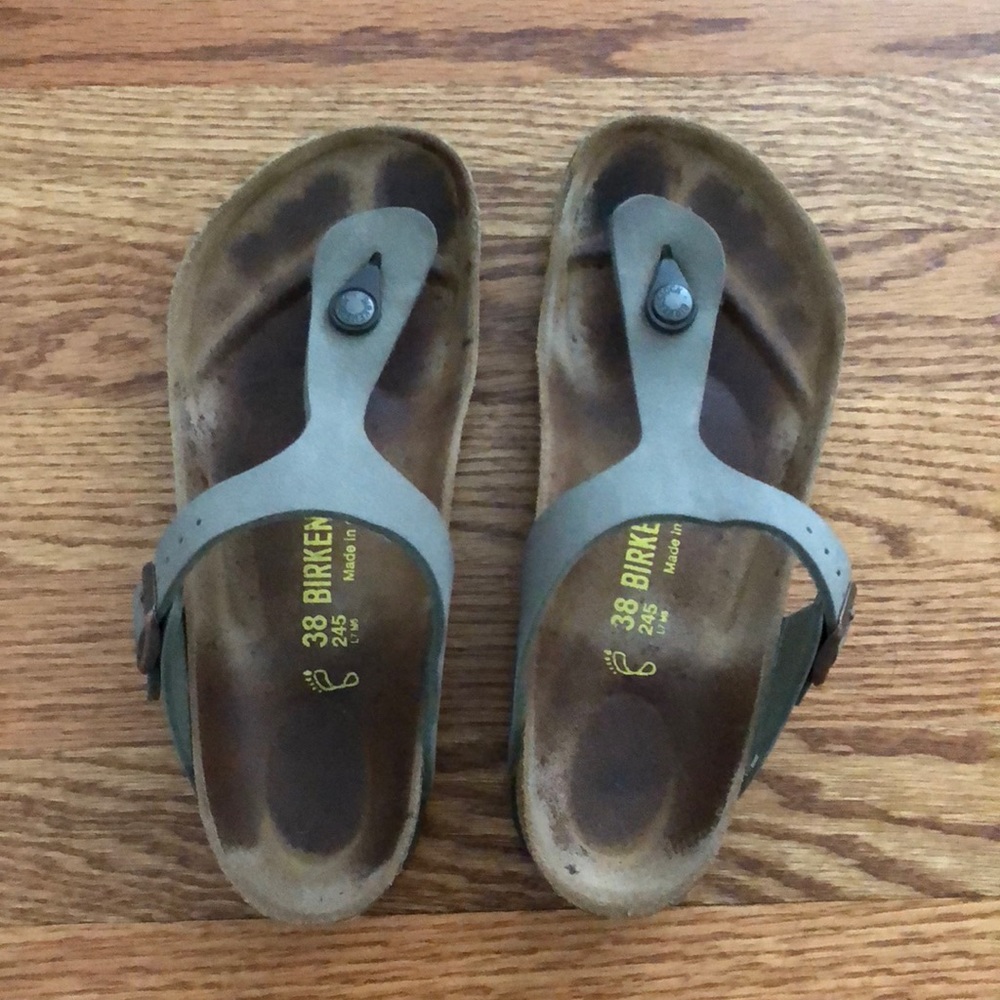 Birkenstock Gizeh sandals